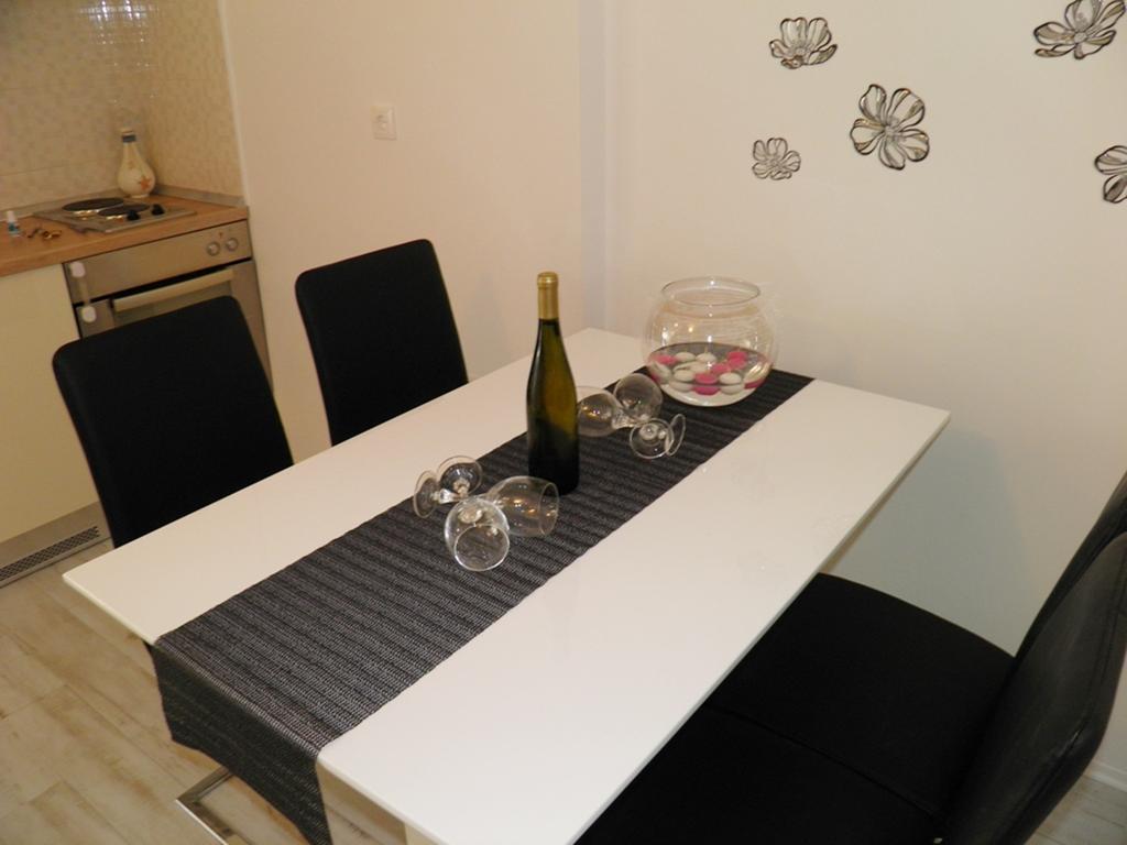 Apartment Leptir Podstrana Rom bilde